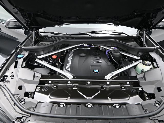 New 2026 BMW X5 xDrive40i w/ M Sport Package AWD/4WD image 23