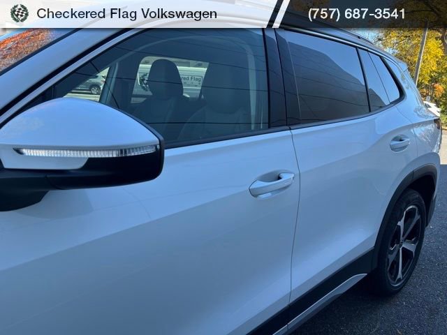 New 2026 Volkswagen Tiguan SE image 10