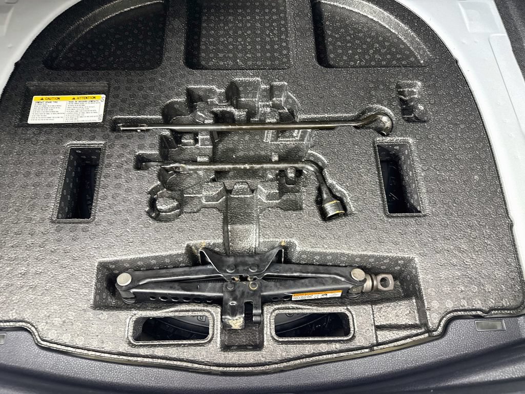Certified 2020 Toyota Camry LE FWD image 34
