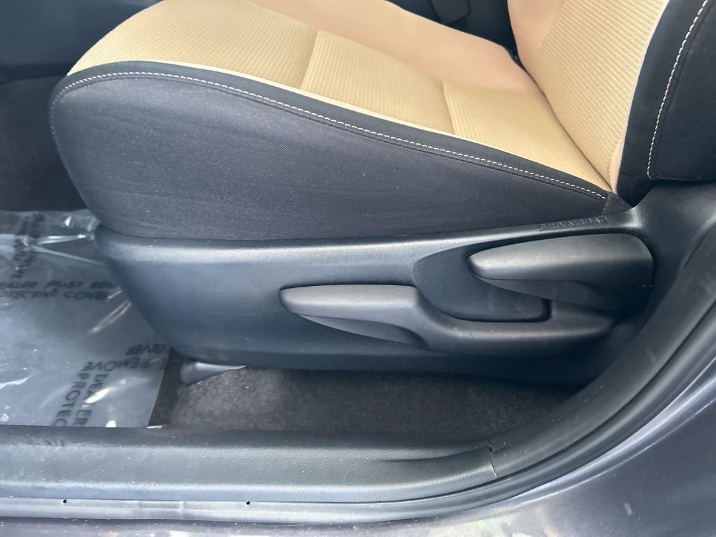 Used 2018 Toyota RAV4 XLE image 41