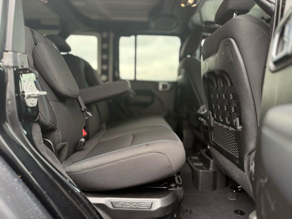 Used 2022 Jeep Wrangler Unlimited Rubicon 4xe w/ Steel Bumper Group image 18