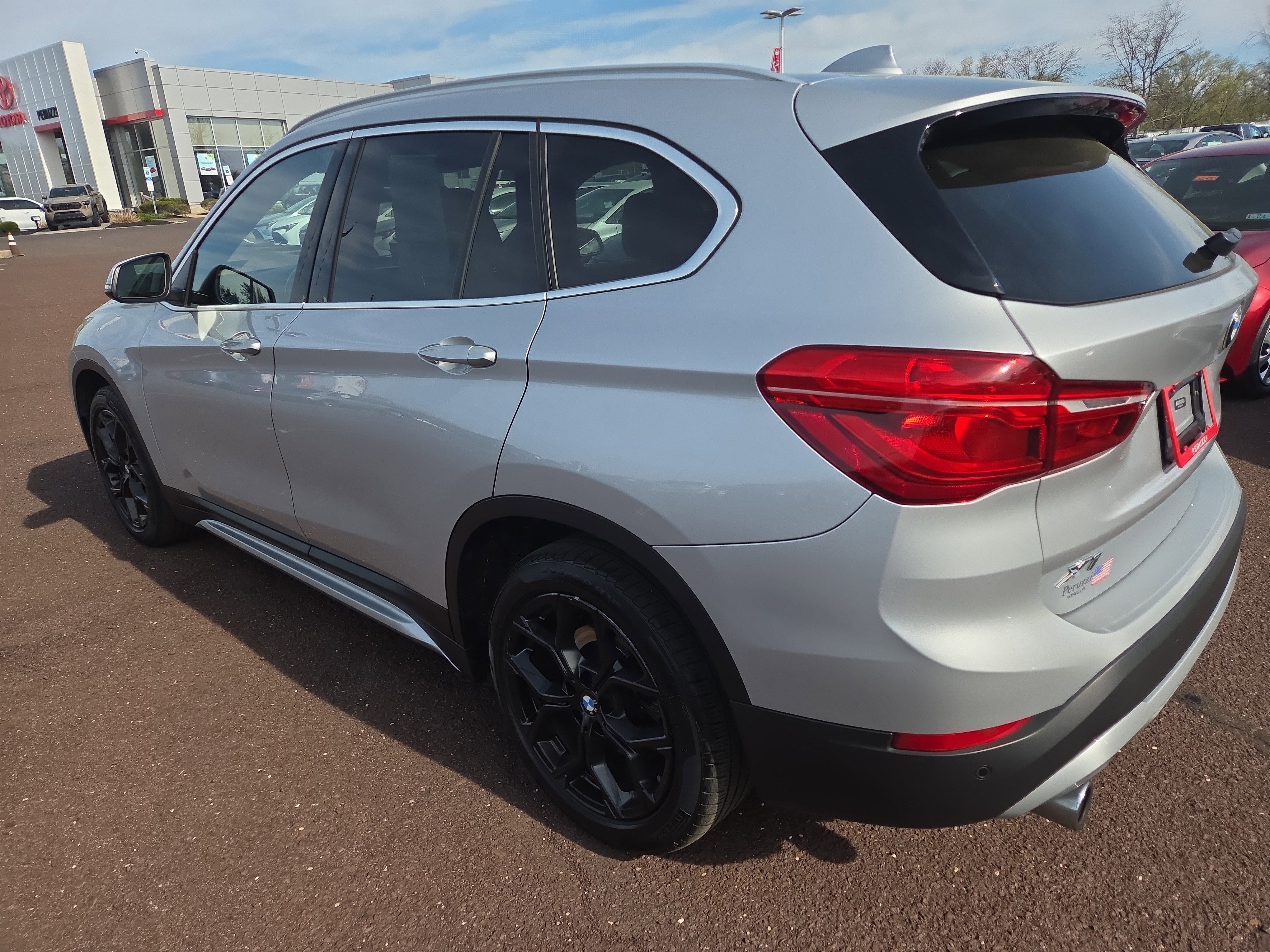 Used 2021 BMW X1 xDrive28i w/ Convenience Package image 5