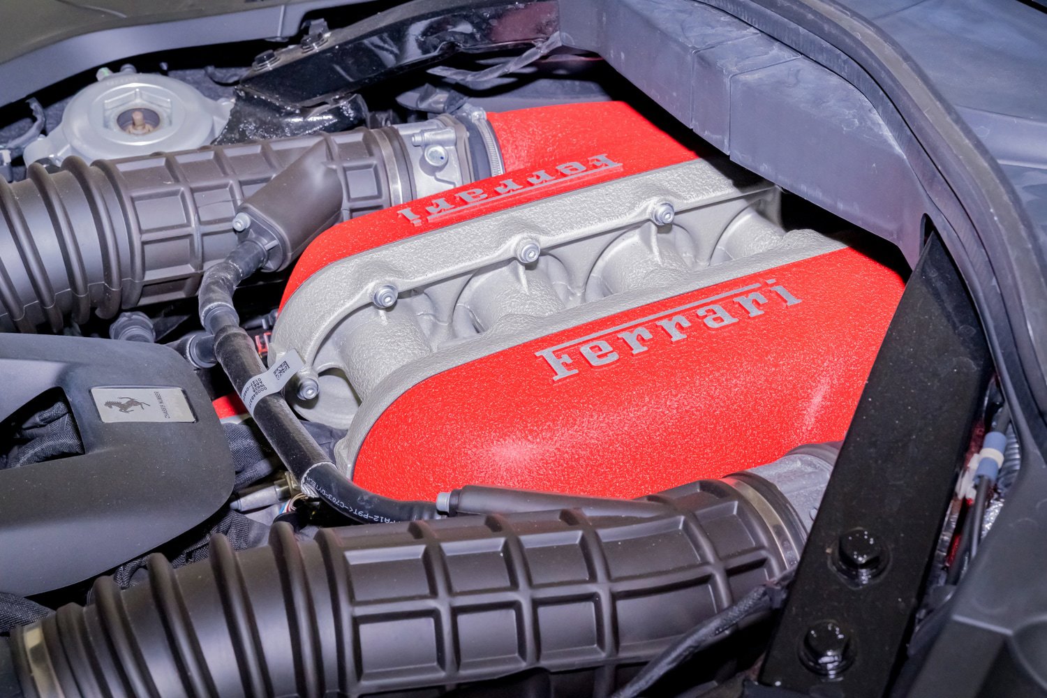 Used 2024 Ferrari Purosangue AWD/4WD image 41