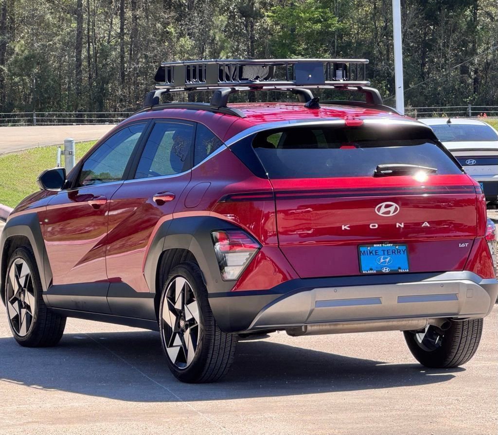 Used 2025 Hyundai Kona Limited image 15