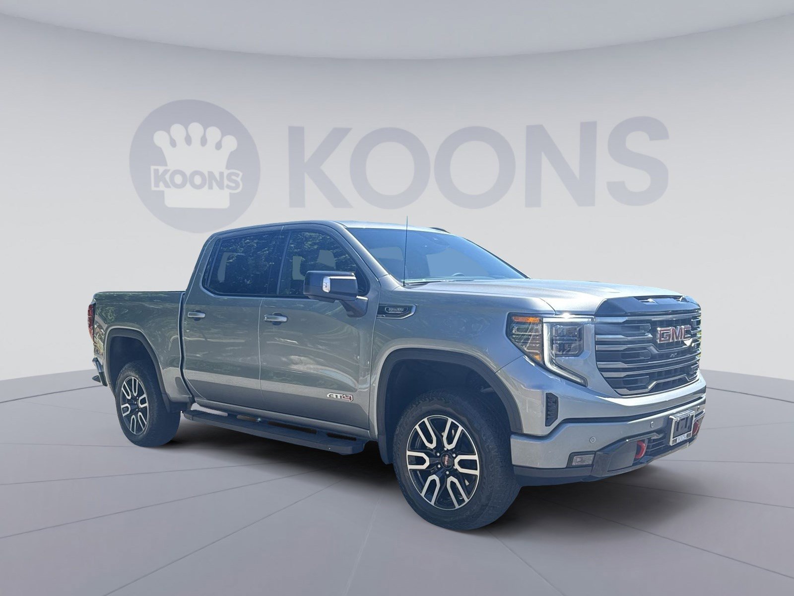 Used 2025 GMC Sierra 1500 AT4 w/ Technology Package AWD/4WD image 10