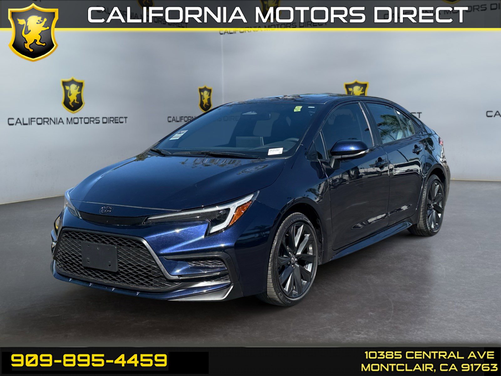 Used 2025 Toyota Corolla SE w/ SE Premium Package FWD image 1