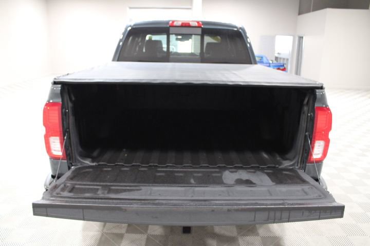 Used 2017 Chevrolet Silverado 1500 High Country image 14