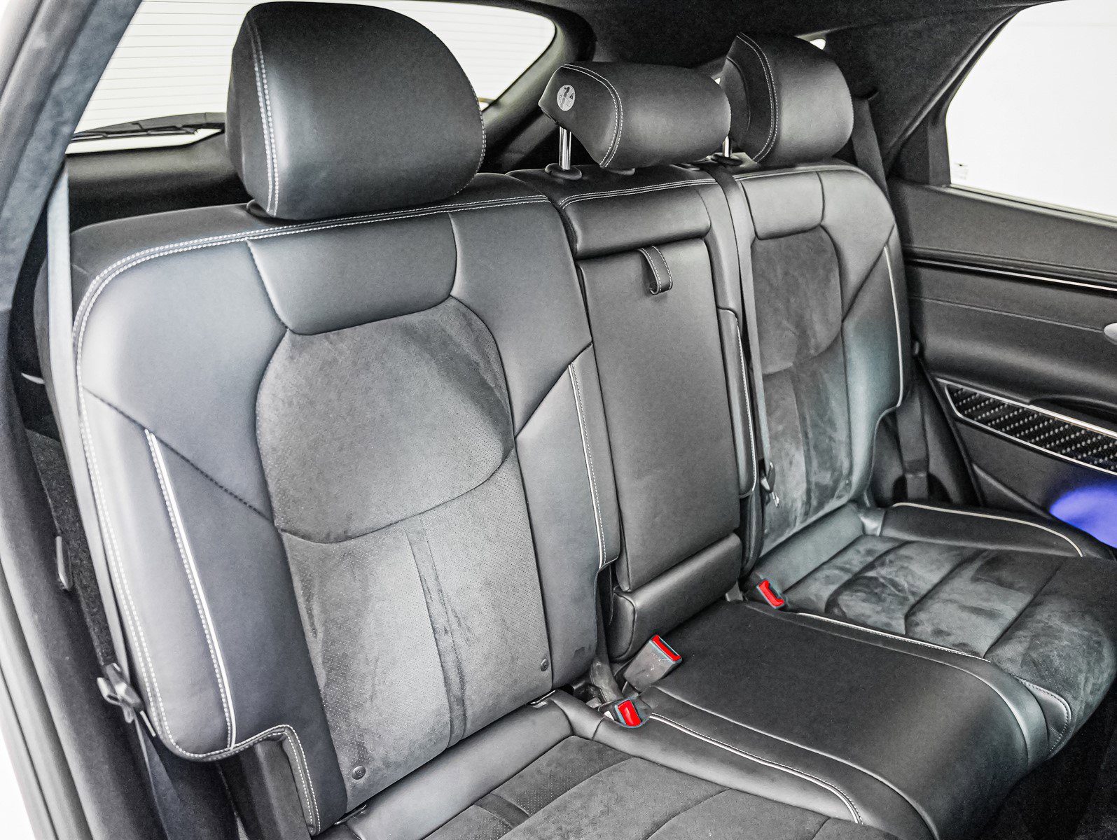 Used 2022 Genesis GV70 3.5T Sport w/ Sport Prestige Package image 14