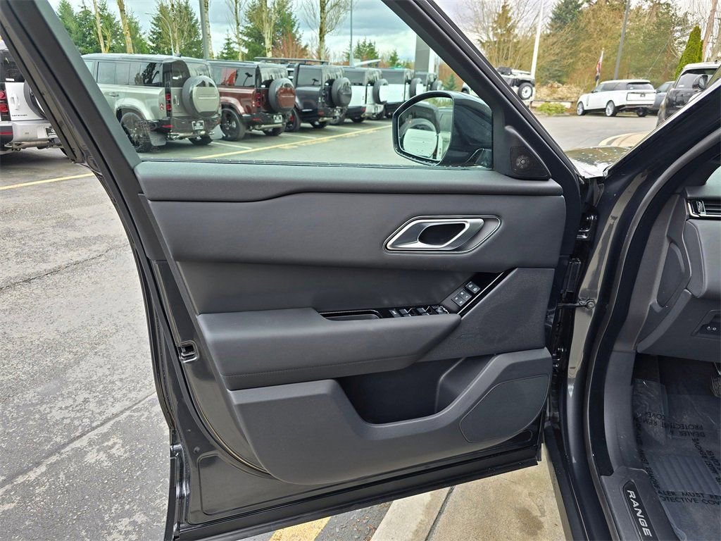 New 2026 Land Rover Range Rover Velar S image 21