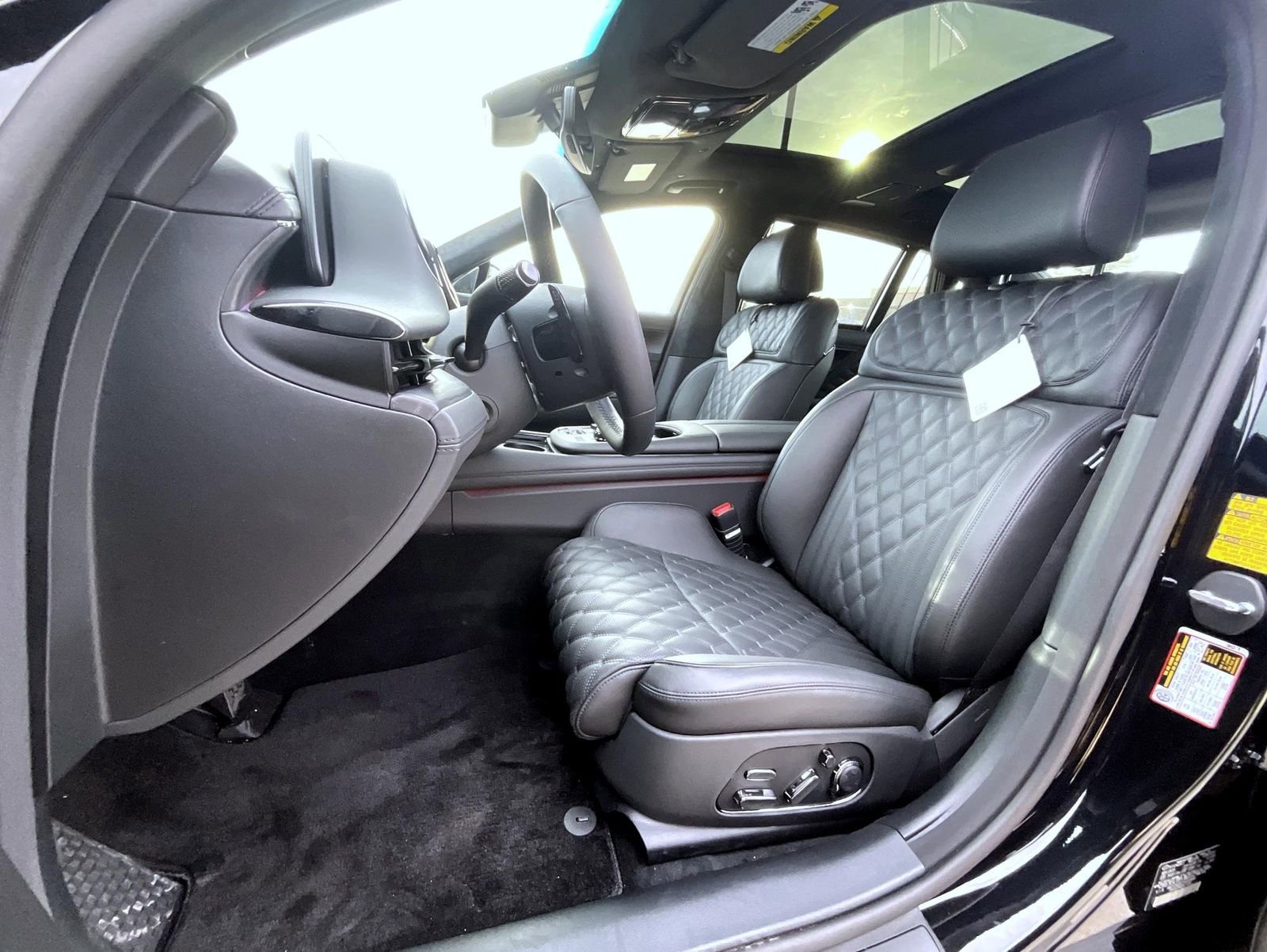 New 2026 Genesis G90 3.5T Prestige image 10