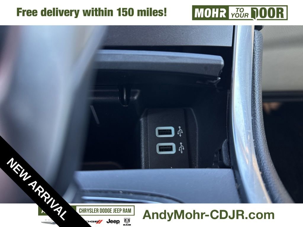 Used 2016 Ford Edge Titanium w/ Technology Package image 19