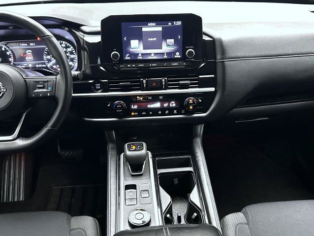 Certified 2025 Nissan Pathfinder SV AWD/4WD image 13