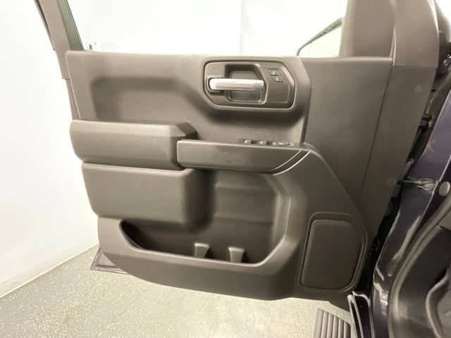 Used 2023 Chevrolet Silverado 1500 Custom w/ LPO, Dark Essentials Package AWD/4WD image 9