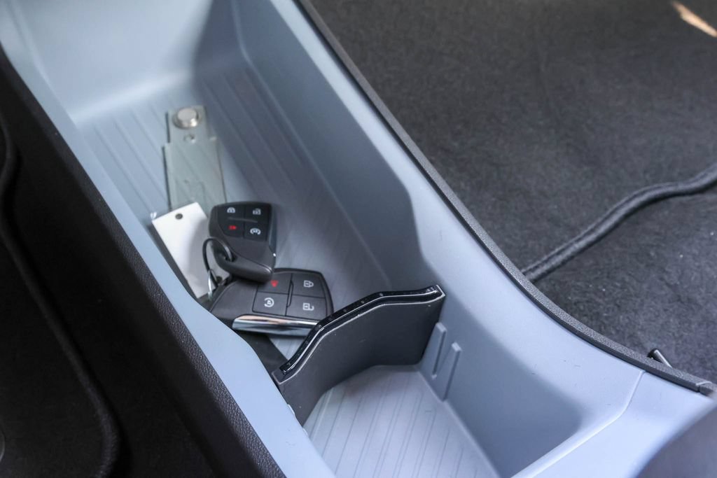 New 2027 Chevrolet Bolt LT w/ Comfort Package FWD image 16