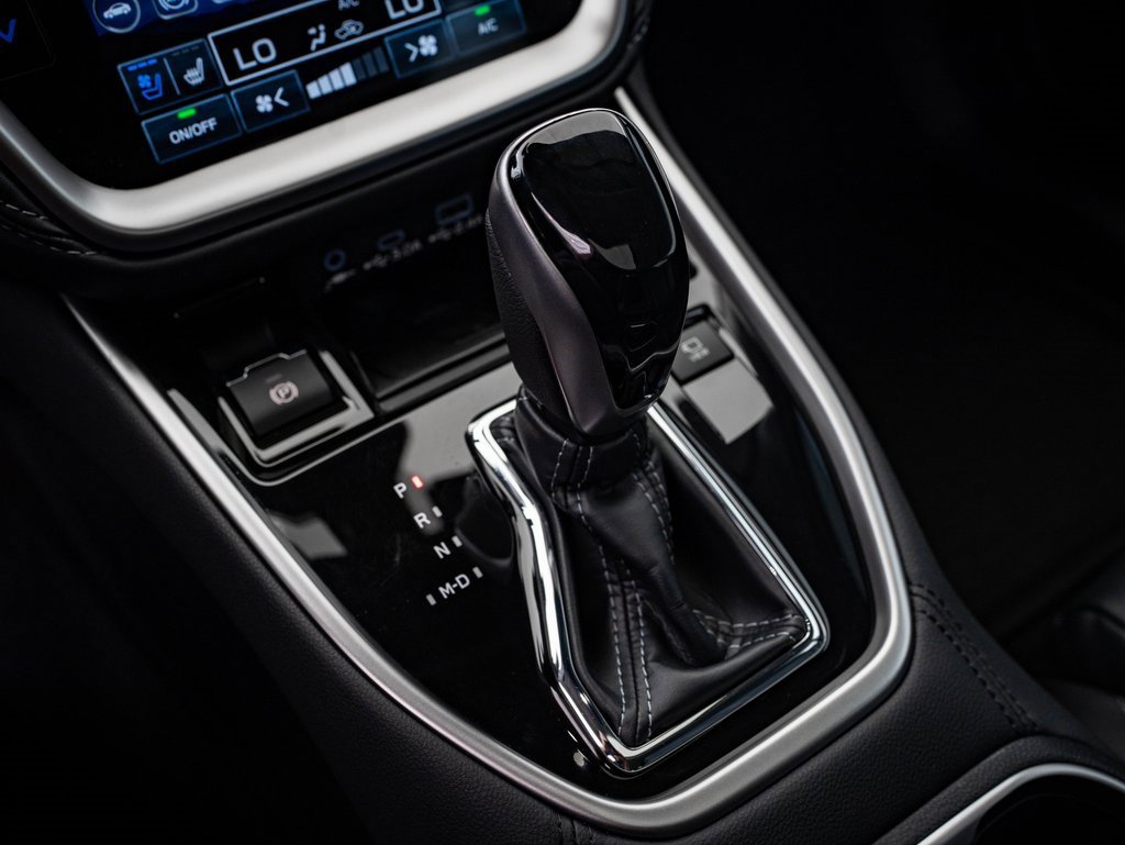 Used 2025 Subaru Outback Touring image 32