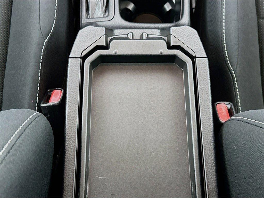 Used 2018 Toyota RAV4 XLE image 26