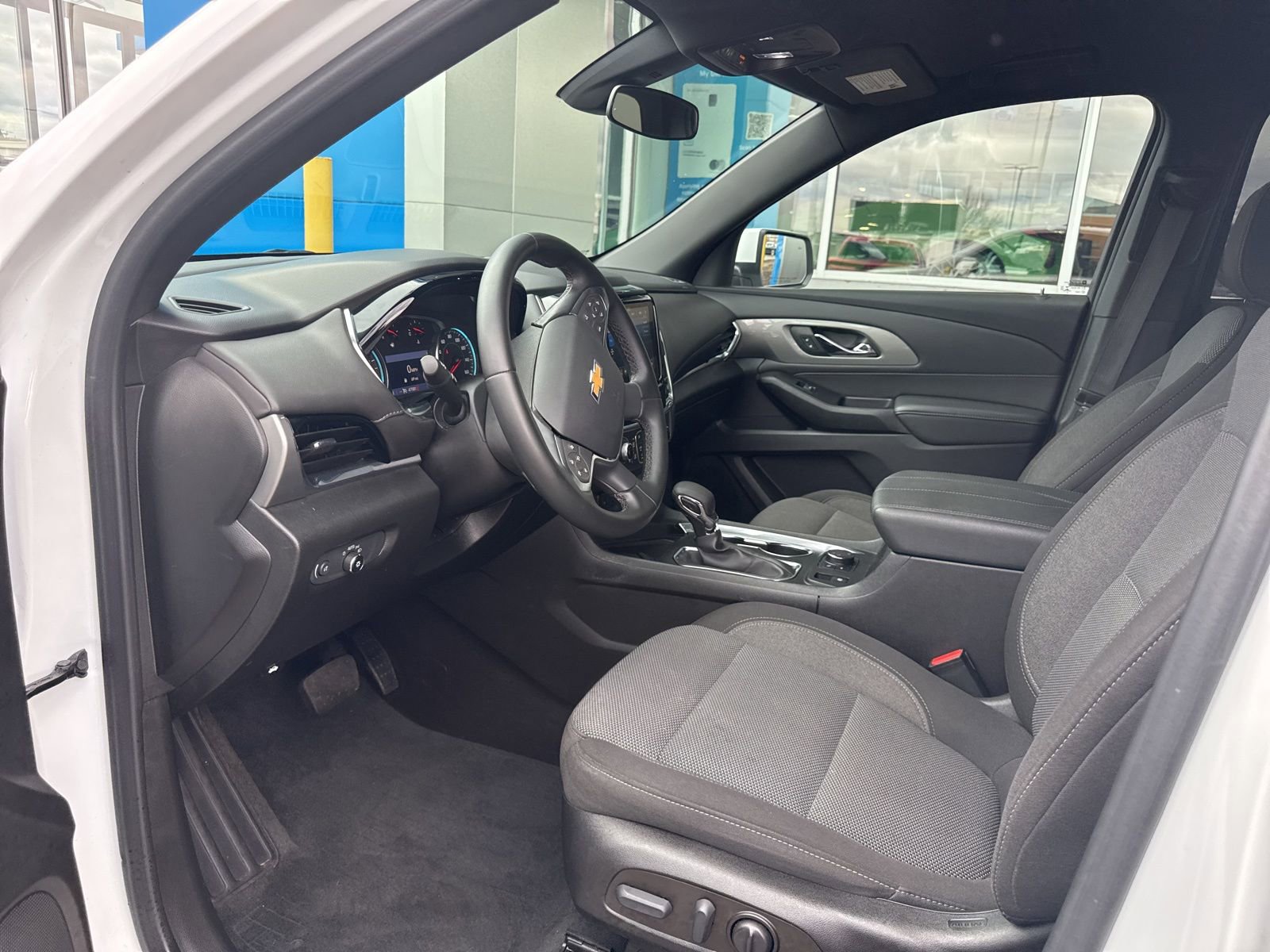 Used 2023 Chevrolet Traverse LT w/ LPO, Floor Liner Package image 19