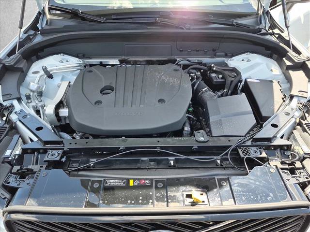 Used 2026 Volvo XC60 B5 Core AWD/4WD image 25