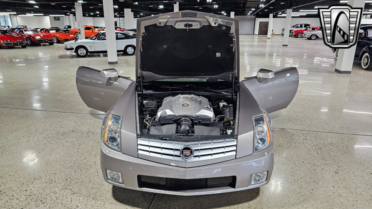 Used 2004 Cadillac XLR image 20