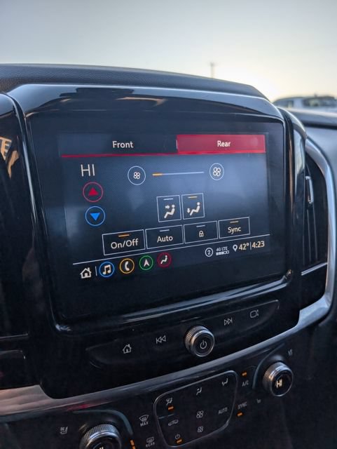 Used 2021 Chevrolet Traverse High Country AWD/4WD image 40