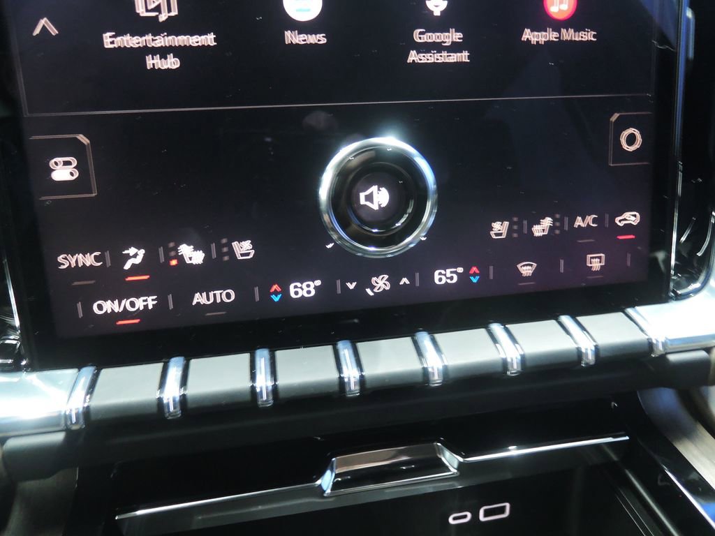 Used 2025 GMC Yukon Denali Ultimate AWD/4WD image 21