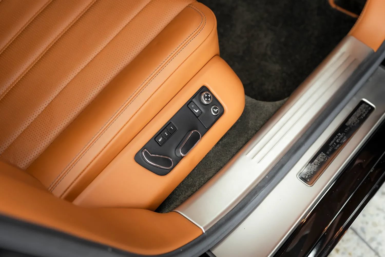 Used 2014 Bentley Flying Spur W12 AWD/4WD image 36