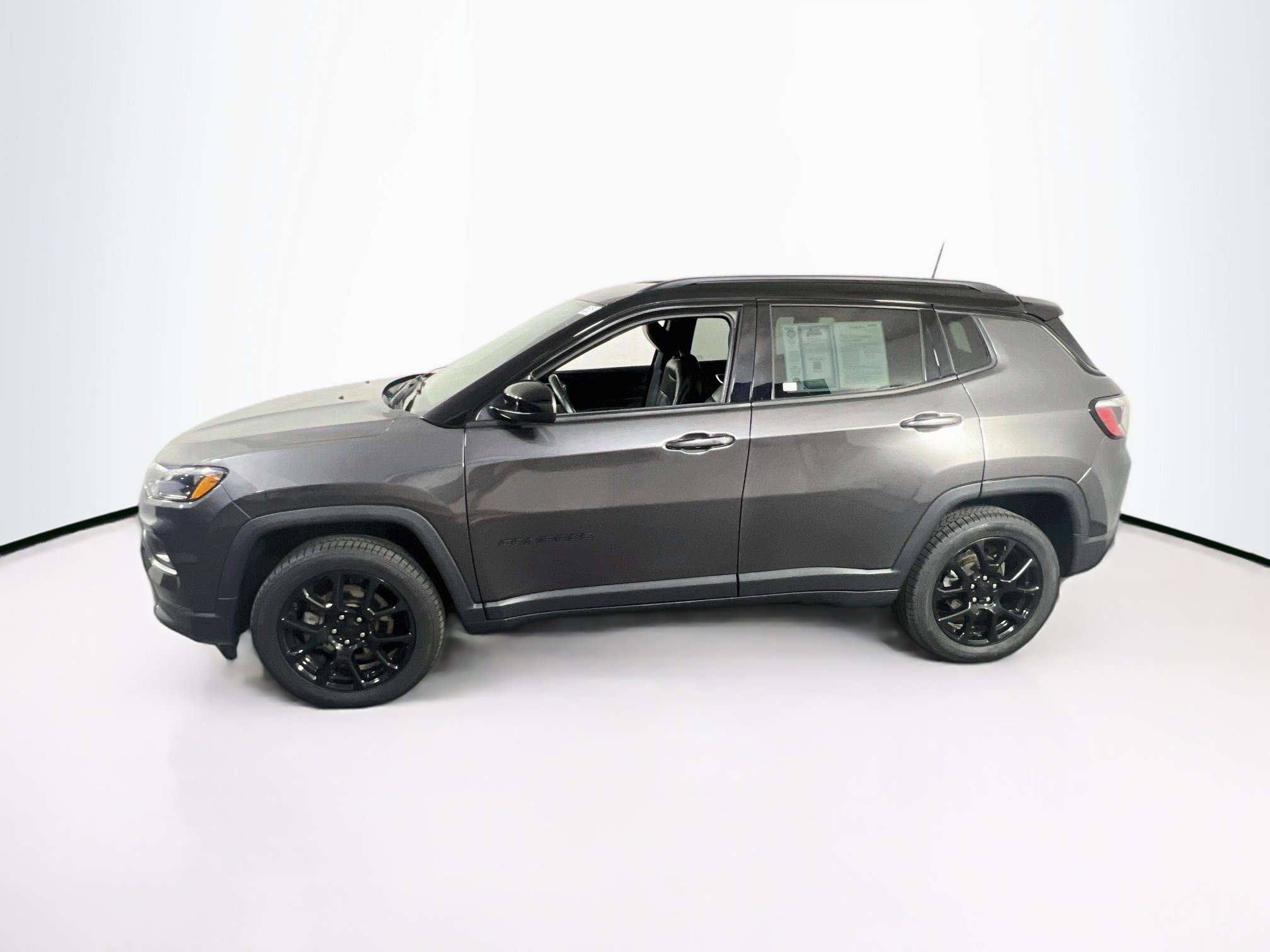 Used 2022 Jeep Compass Latitude w/ Convenience Group AWD/4WD image 8