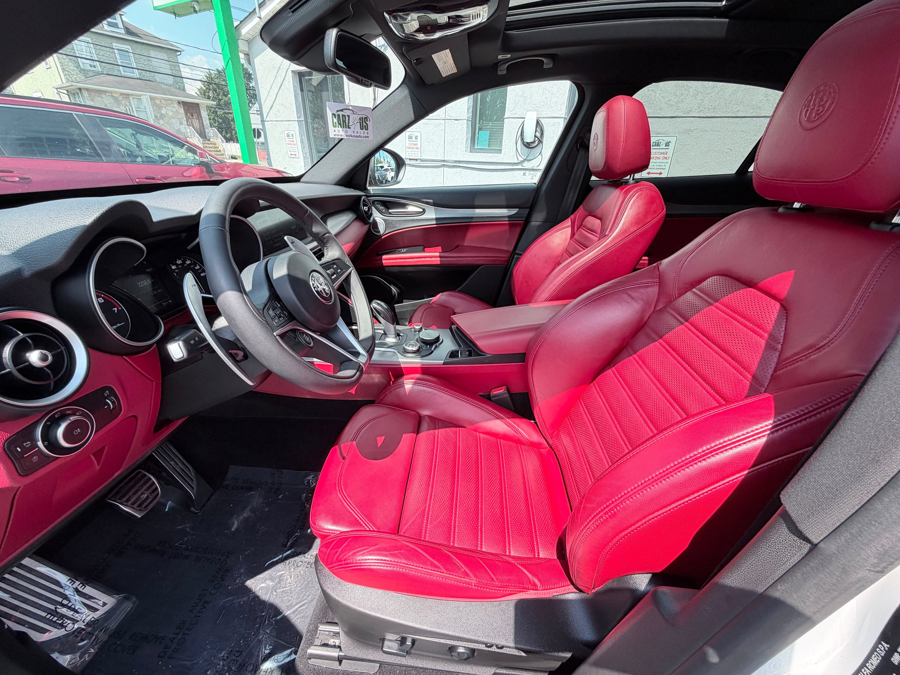 Used 2019 Alfa Romeo Stelvio Ti Sport w/ Quick Order Package 22S Sport AWD/4WD image 14