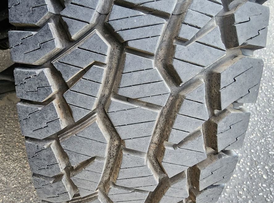 Used 2015 Nissan Xterra PRO-4X w/ Pro-4x Leather Package image 34