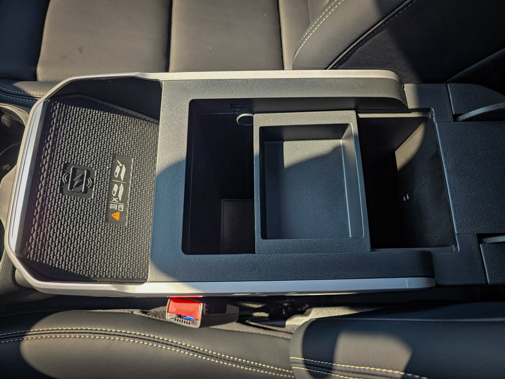 New 2027 GMC Terrain Elevation w/ Elevation Premium Package AWD/4WD image 29