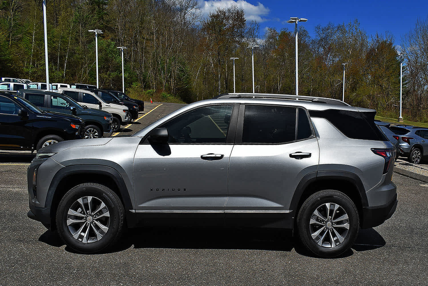 Used 2025 Chevrolet Equinox LT w/ Convenience Package II AWD/4WD image 4