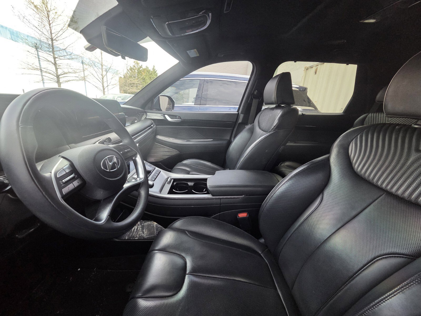 Used 2024 Hyundai Palisade Calligraphy image 7