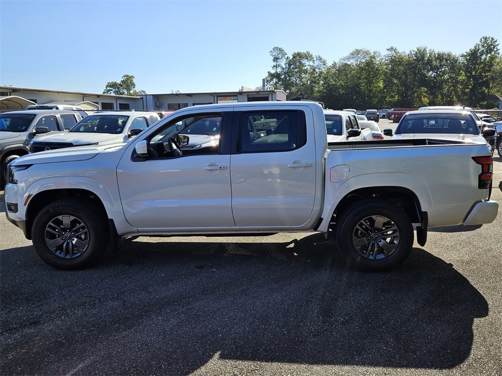 New 2026 Nissan Frontier SV image 2