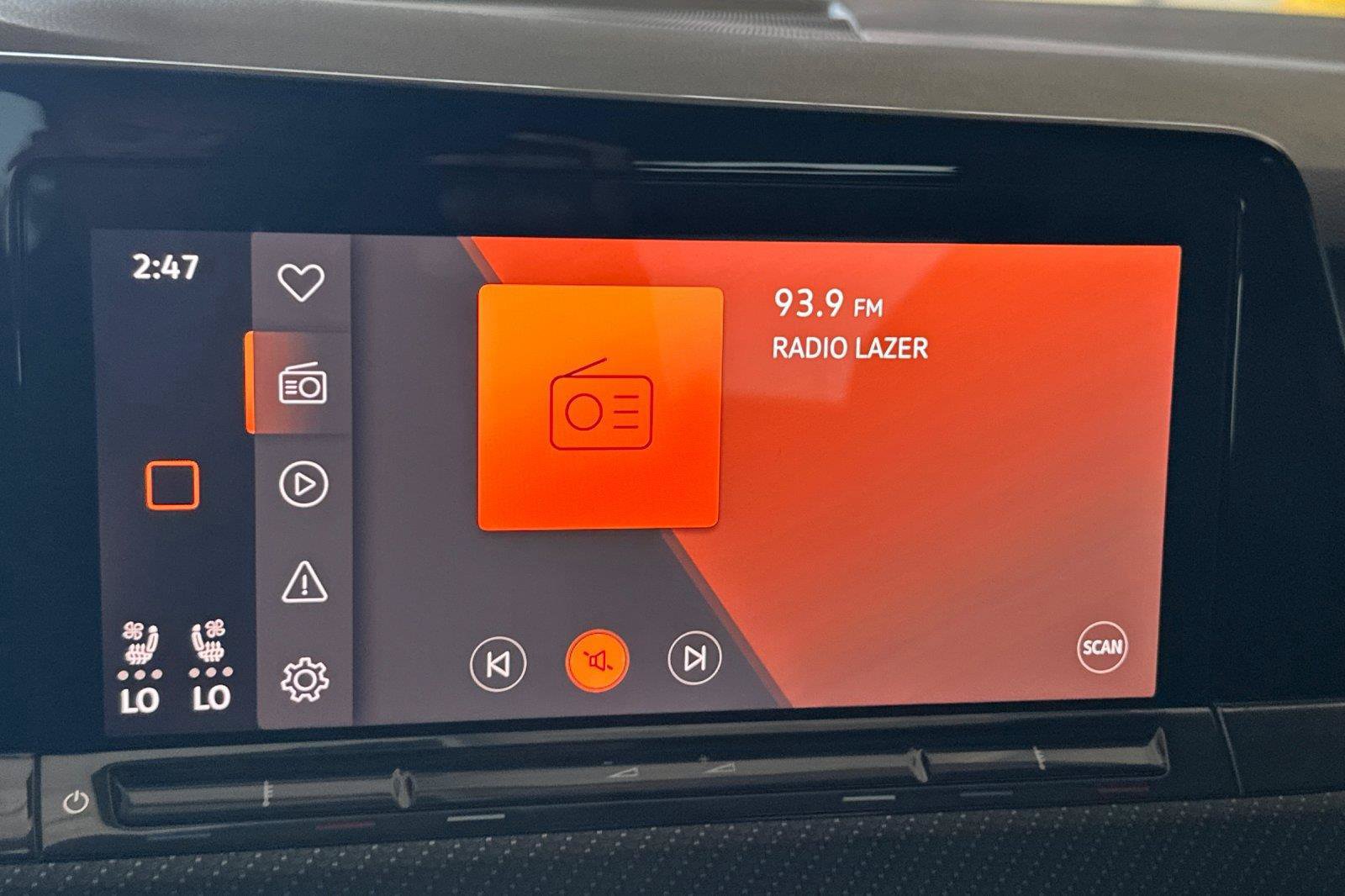 Certified 2022 Volkswagen Golf R AWD/4WD image 18