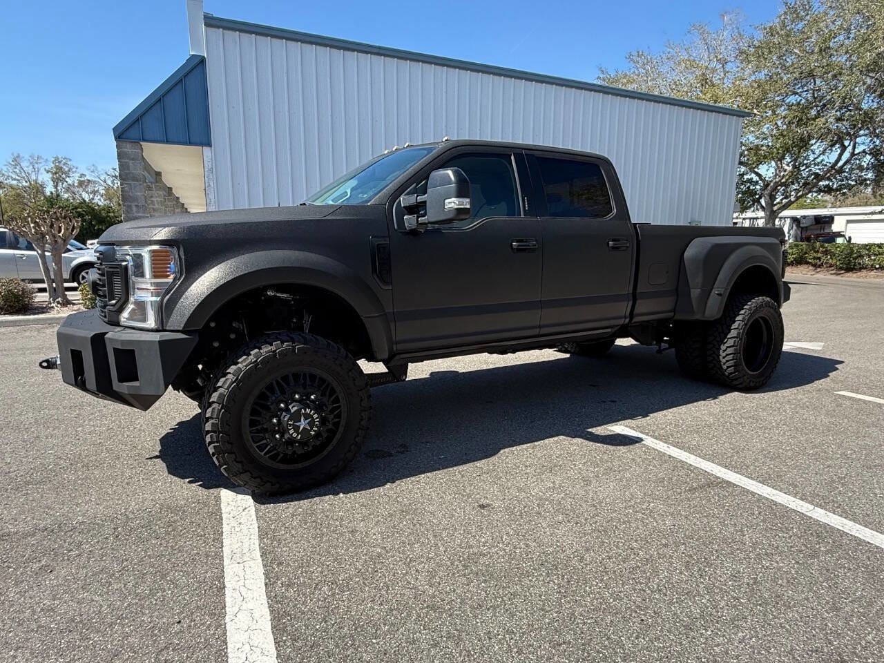 Used 2020 Ford F450 Limited w/ FX4 Off-Road Package image 2