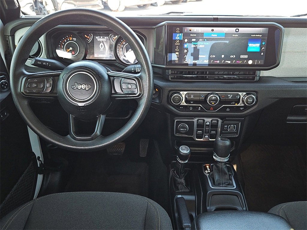 Used 2024 Jeep Gladiator Sport image 19