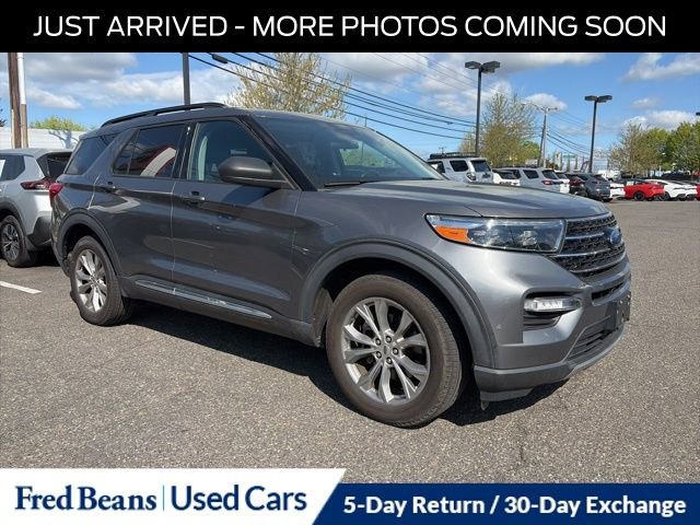 Used 2021 Ford Explorer XLT w/ Equipment Group 202A image 1