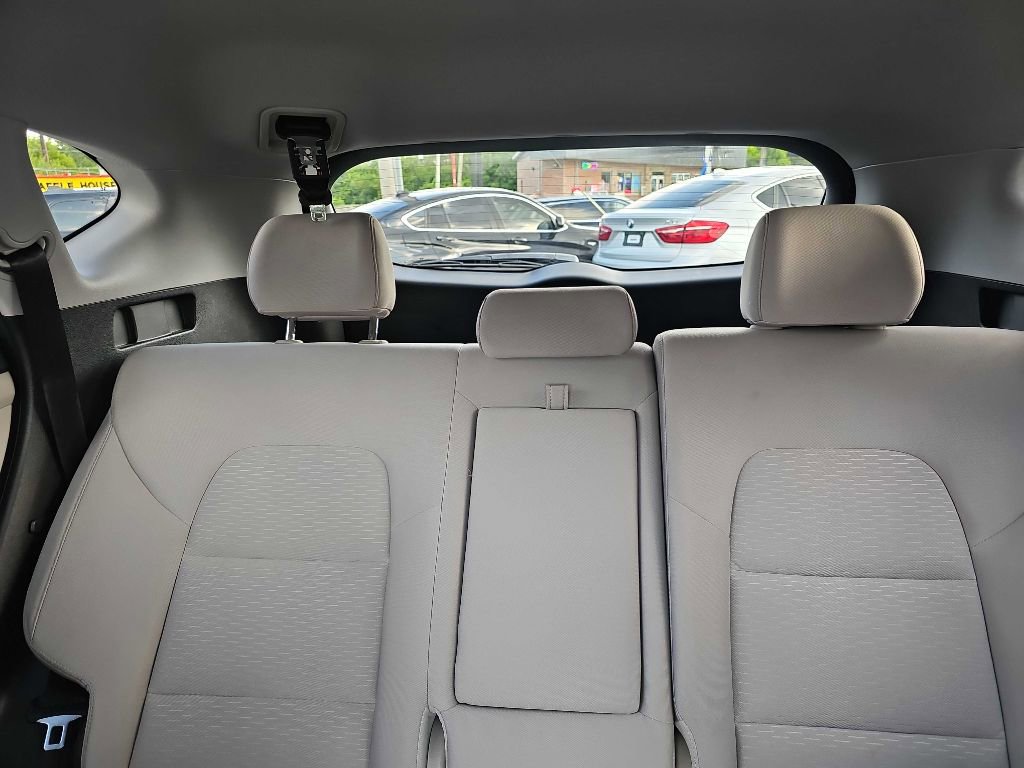 Used 2019 Hyundai Tucson SE image 21