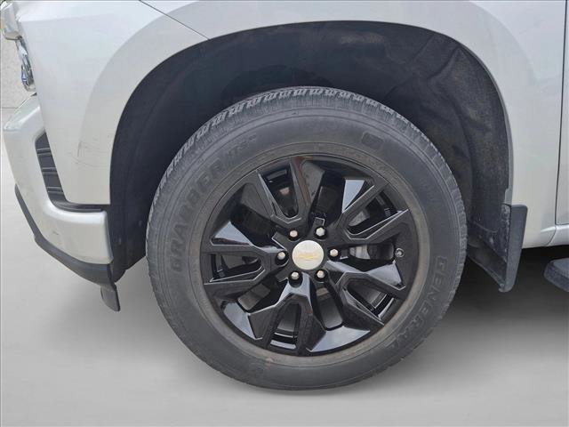 Used 2020 Chevrolet Silverado 1500 Custom w/ Custom Value Package RWD image 14