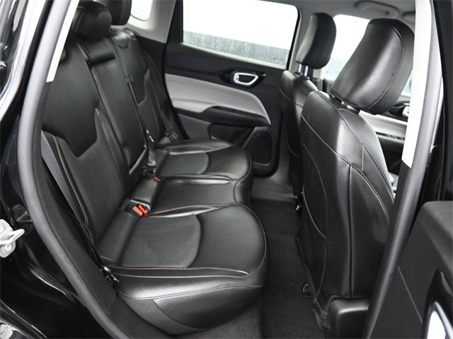 Used 2022 Jeep Compass Limited image 7