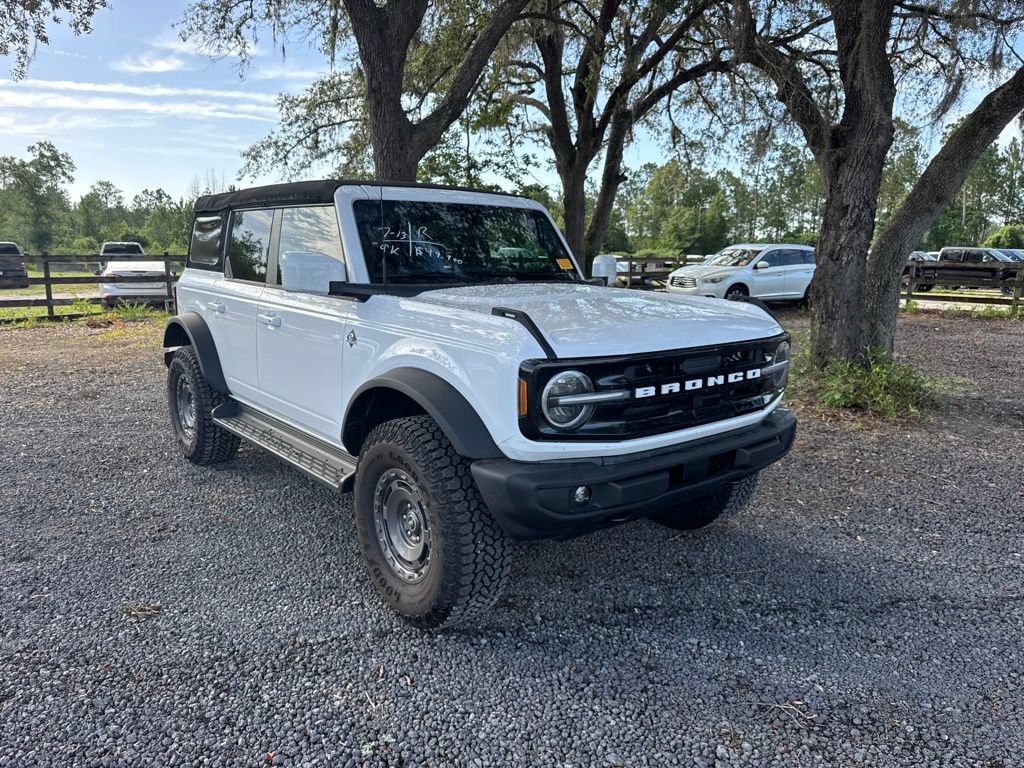 Used 2025 Ford Bronco Outer Banks w/ Sasquatch Package AWD/4WD image 8