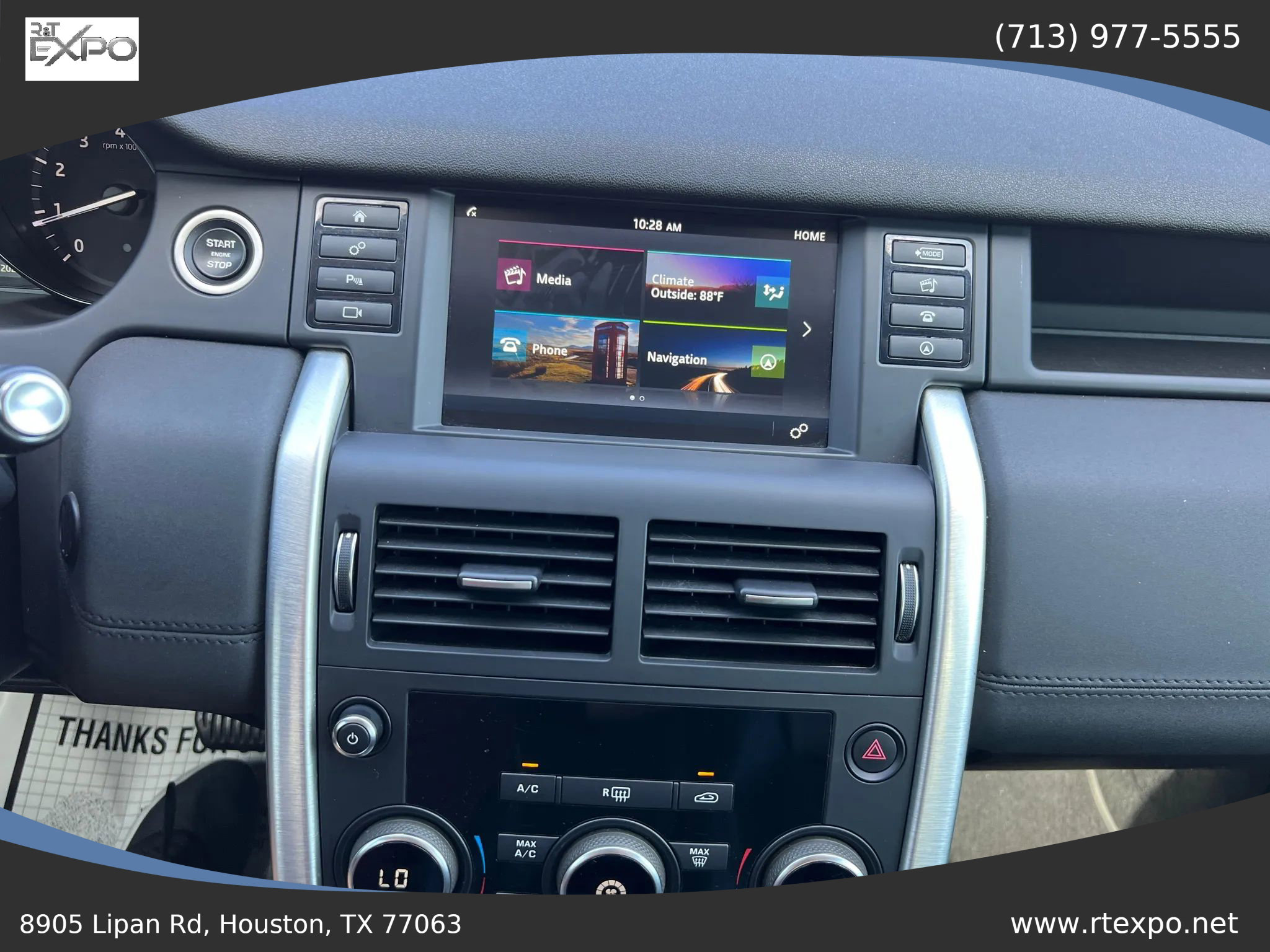 Used 2018 Land Rover Discovery Sport SE image 37