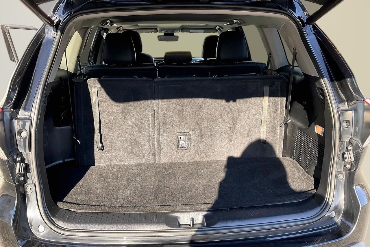 Used 2018 Toyota Highlander Limited image 28