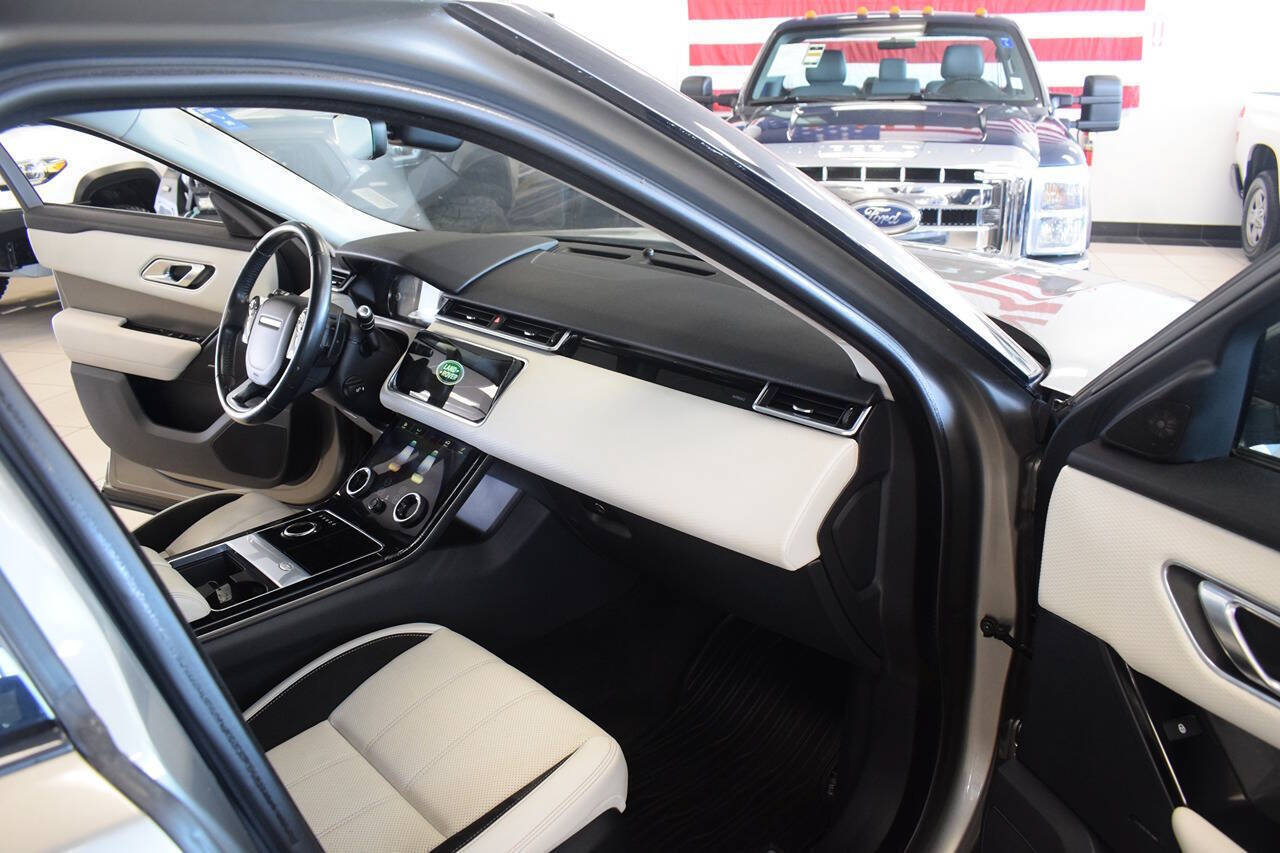 Used 2018 Land Rover Range Rover Velar S AWD/4WD image 44