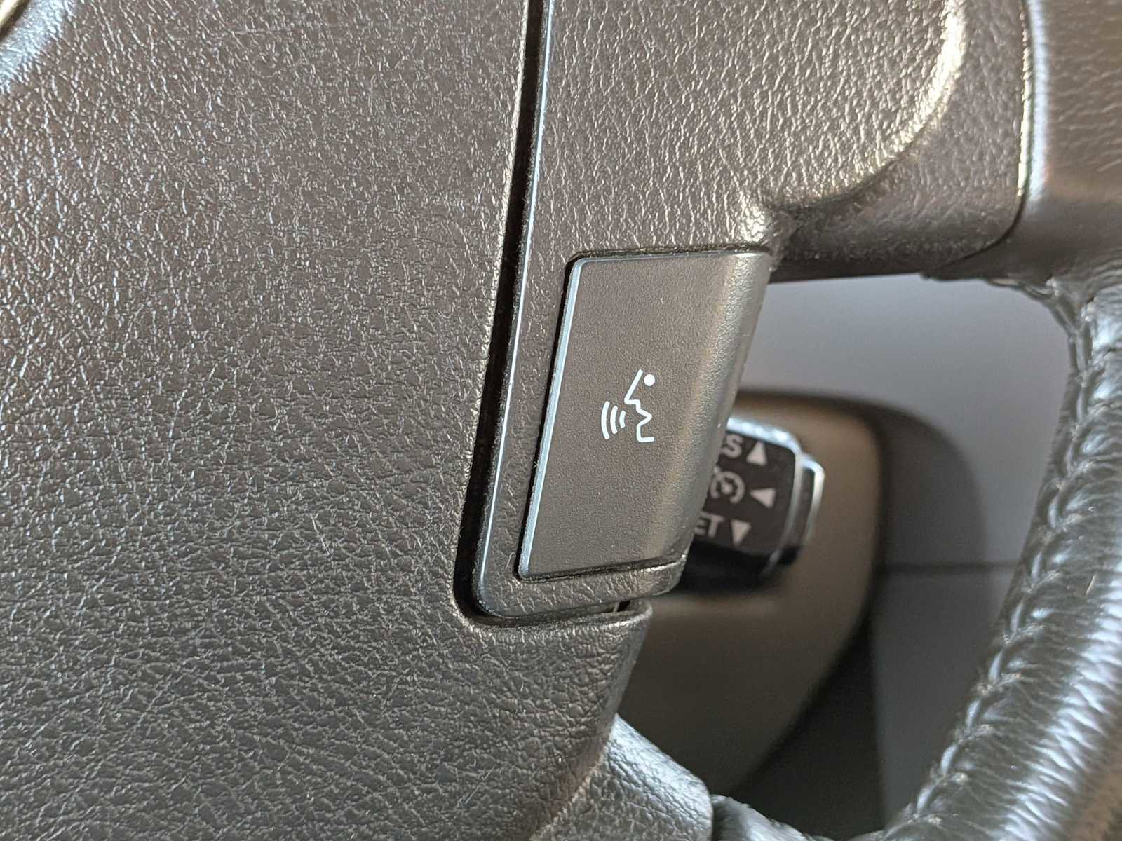 Used 2008 Toyota Tundra Limited image 28