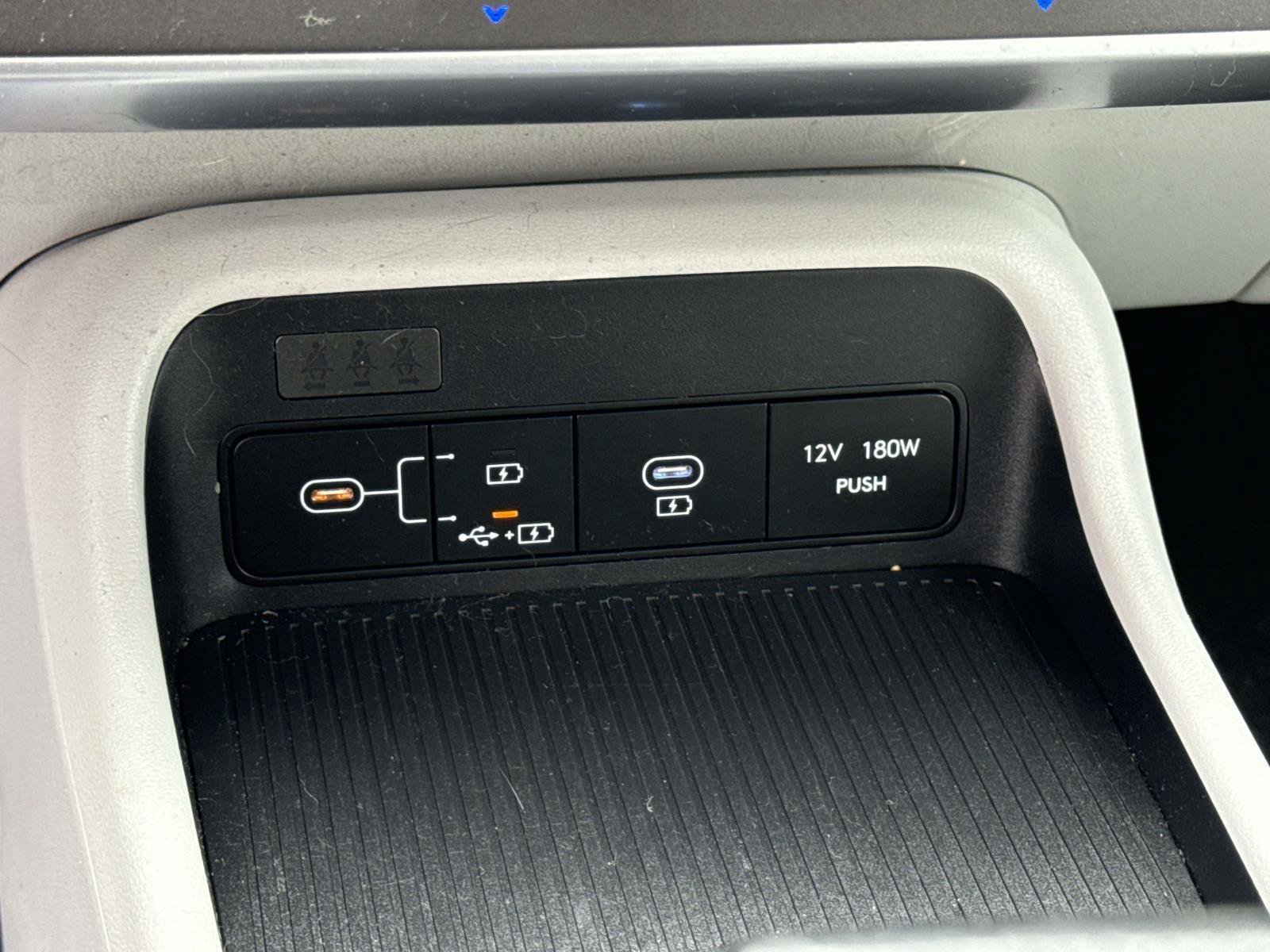 Used 2024 Hyundai Kona SEL FWD image 24