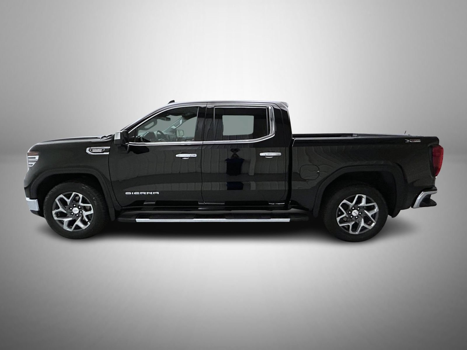 Used 2024 GMC Sierra 1500 SLT w/ SLT Premium Plus Package AWD/4WD image 8