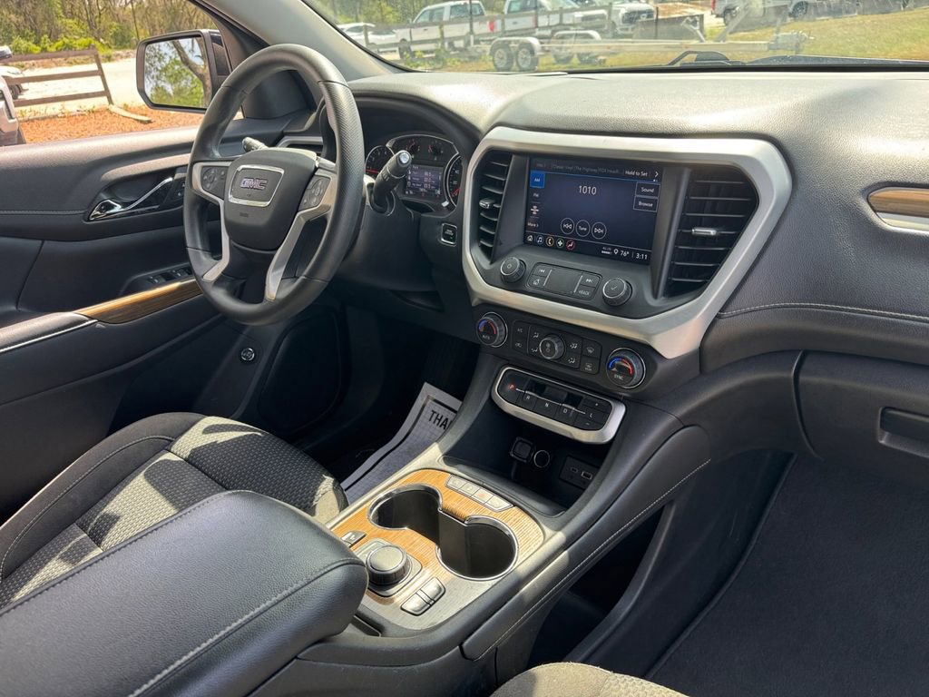 Used 2021 GMC Acadia SLE w/ Driver Convenience Package FWD image 21