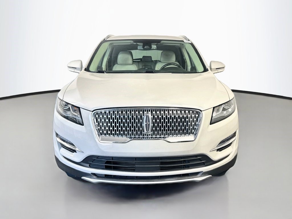 Used 2019 Lincoln MKC Reserve w/ MKC Climate Package FWD image 2