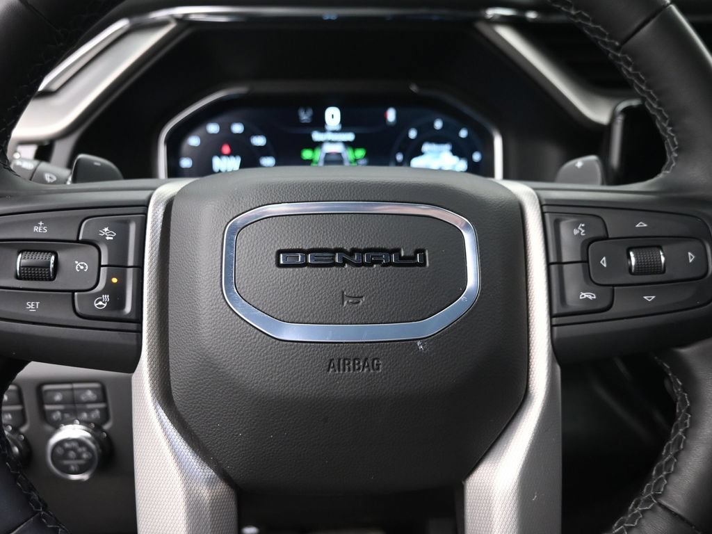 Used 2025 GMC Sierra 1500 Denali w/ Denali Reserve Package AWD/4WD image 17